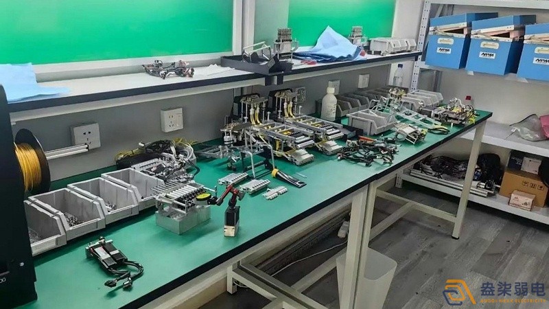 電子廠需要那種AGV小車呢？