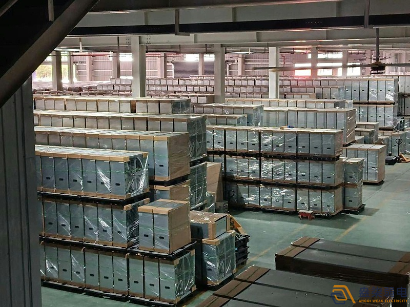 工廠倉(cāng)庫(kù)可以引入哪些機(jī)器人？