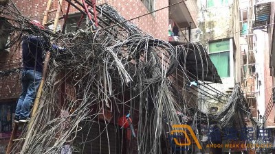 工廠網線亂成 "蜘蛛網"？布線這事，圖便宜坑自己