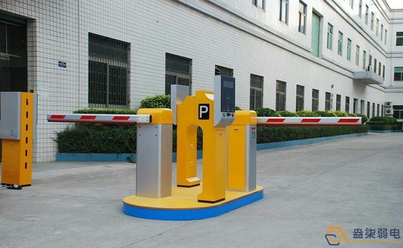 工廠停車道閘價格受哪些因素影響？