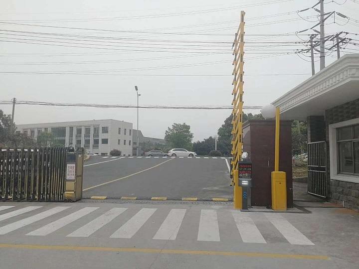 工廠車牌識別系統(tǒng)率低怎么解決？