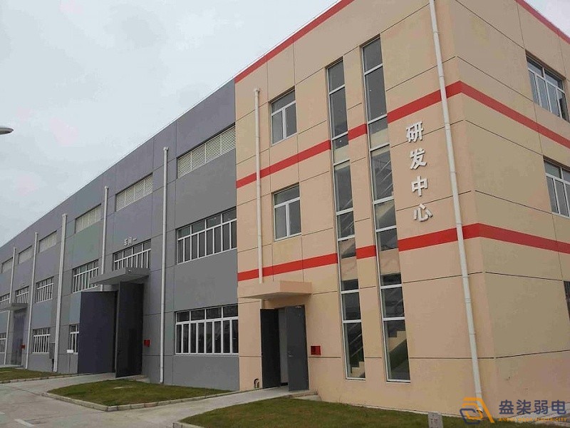 工廠辦公樓AI監控員工行為檢測的效果